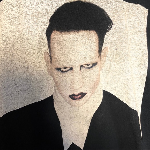 Marilyn Manson - Picture 2 of 7